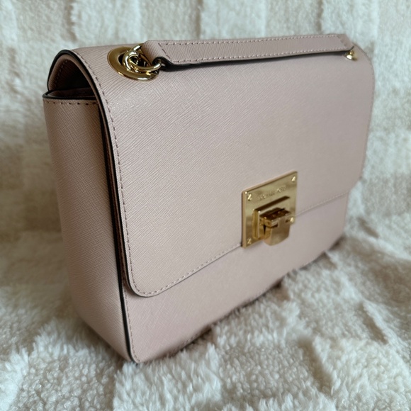 NWT!RARE! MK Michael Kors Tina Medium Leather Shoulder Flap Crossbody 35T7GT4F2L - Picture 3 of 10